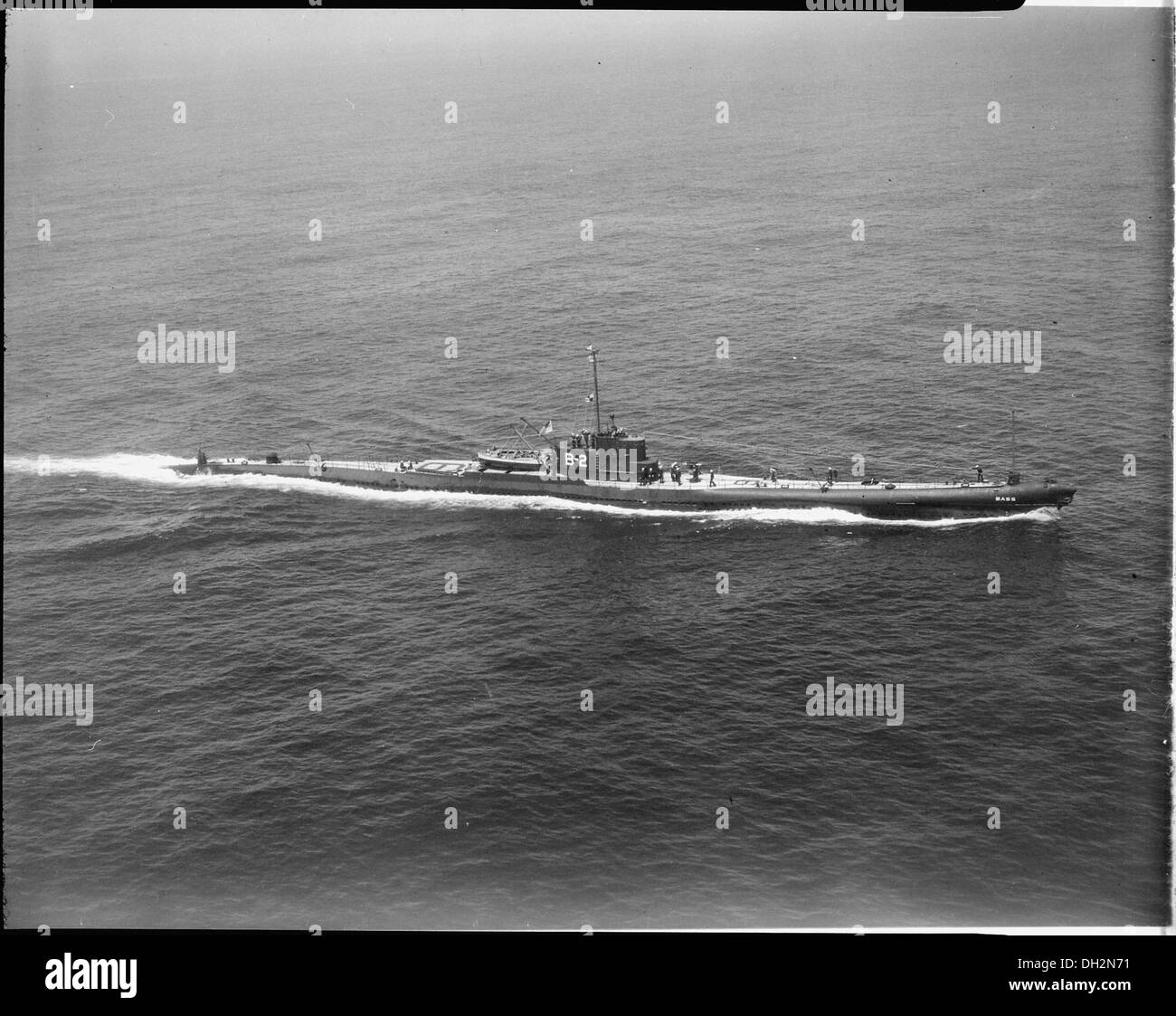 V2 (SS166), renamed the Bass. Aerial, starboard beam, underway, 08-23-1935 520780 Stock Photo