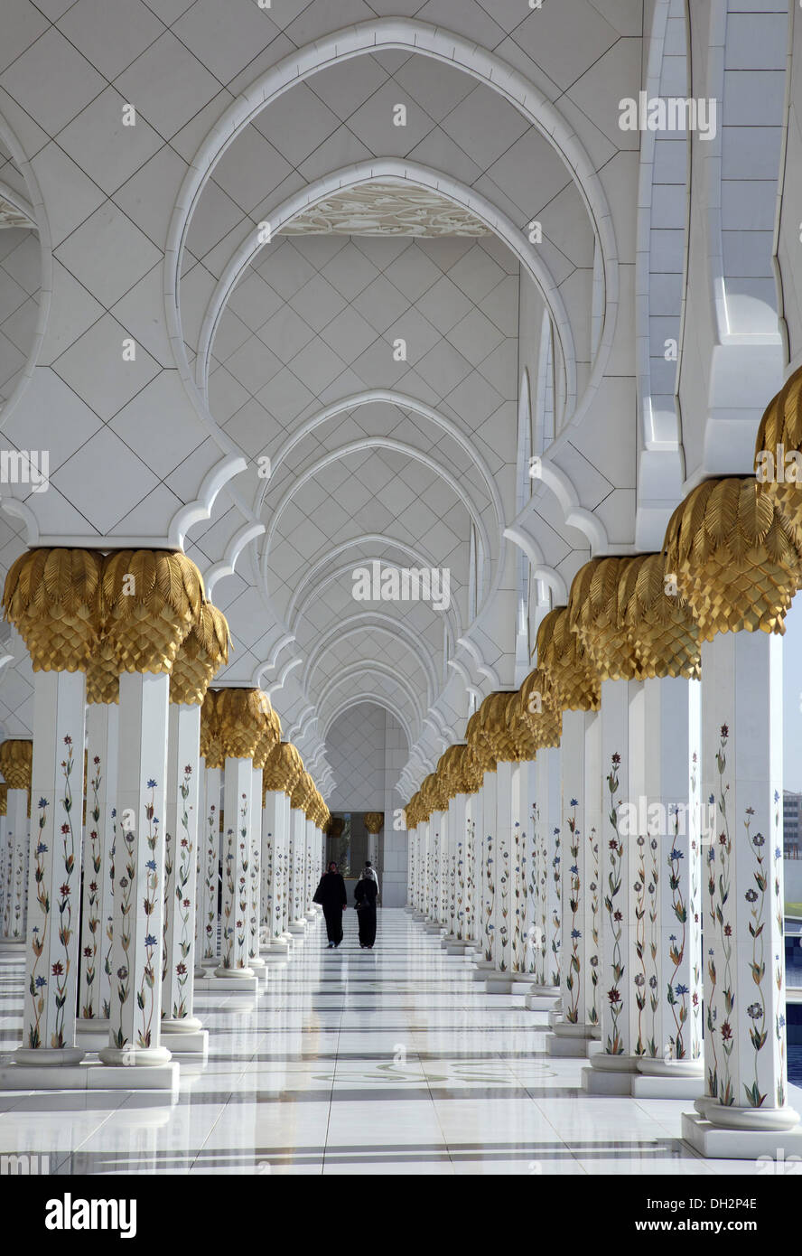 sheikh zayed grand mosque abu dhabi Stock Photo