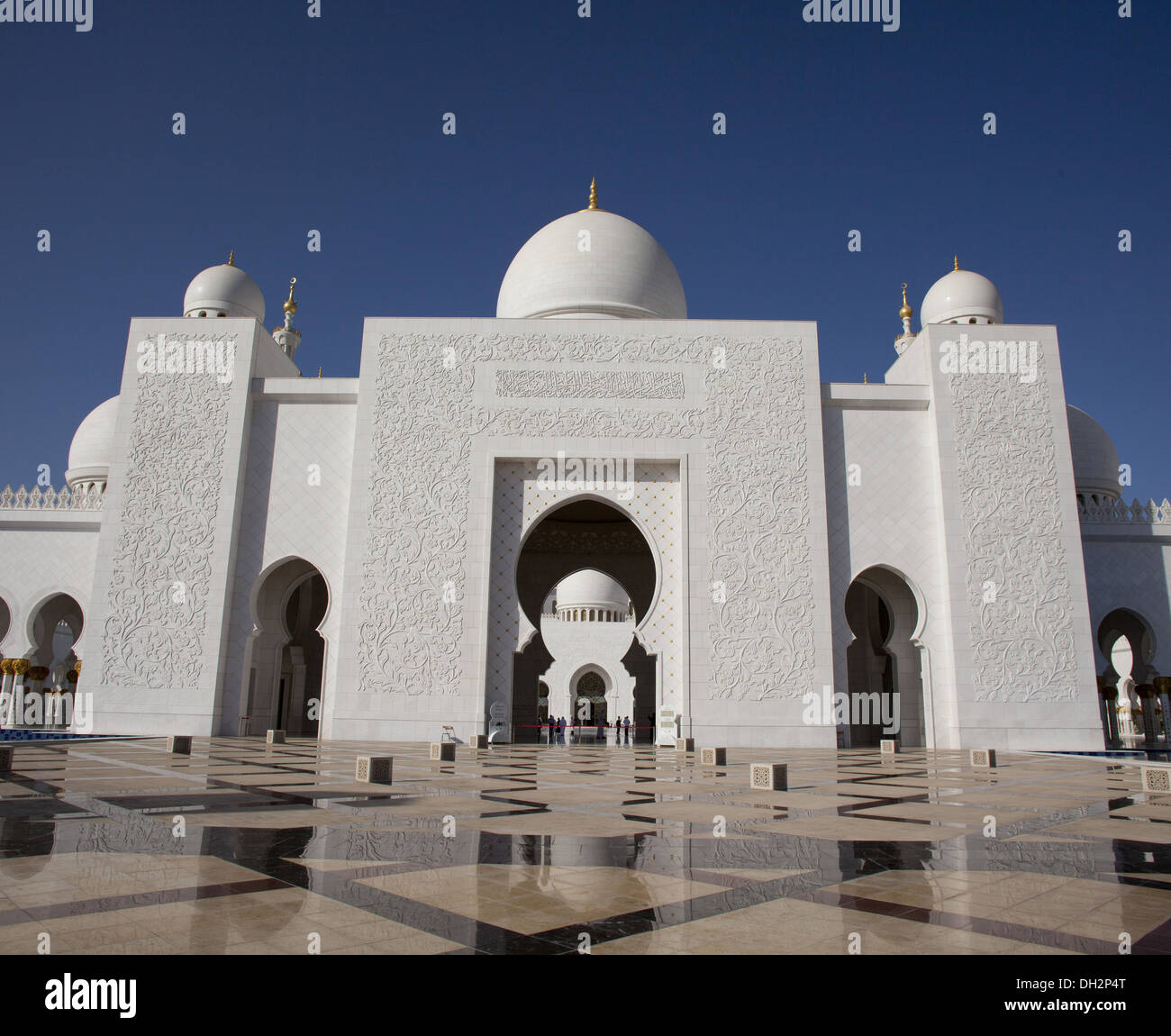 sheikh zayed grand mosque abu dhabi Stock Photo