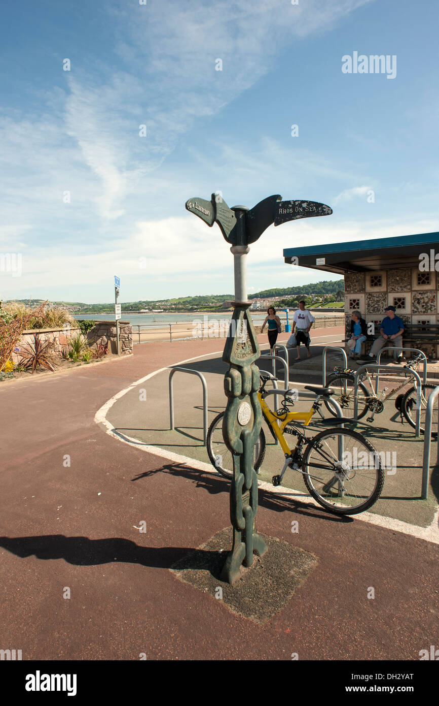Rhos on Sea promenade Stock Photo - Alamy
