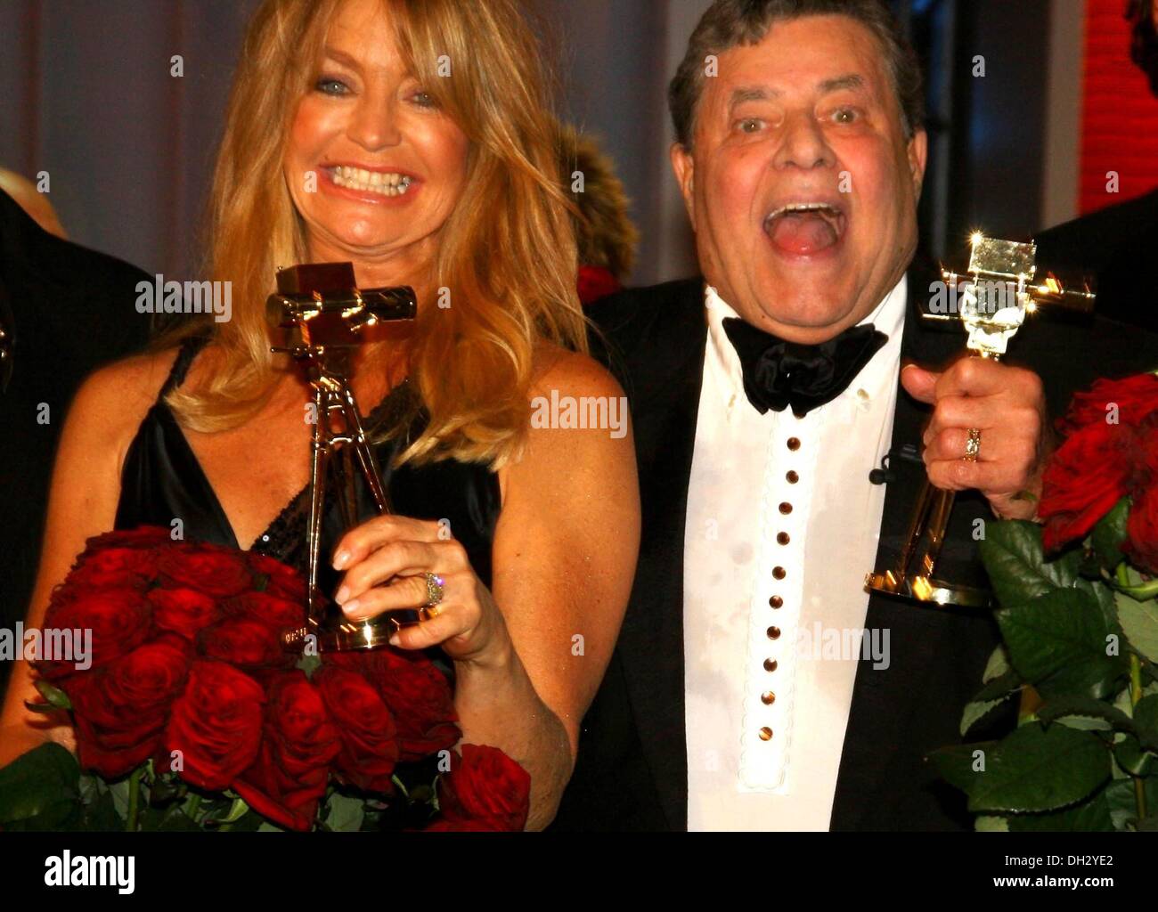 Jerry Lewis and Goldie Hawn at the Golden Camera 2005 awarding ceremony in Berlin. Stock Photo