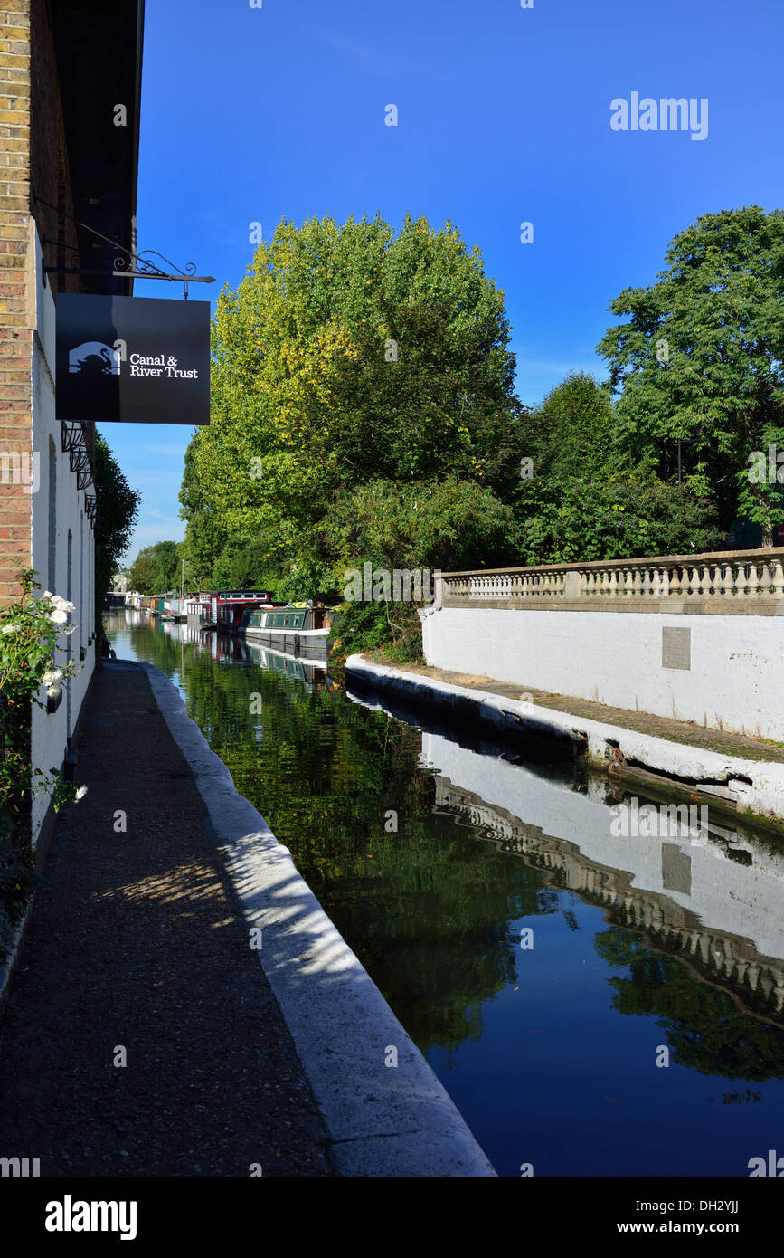Grand Union Canal, Maida Vale, London, United Kingdom Stock Photo