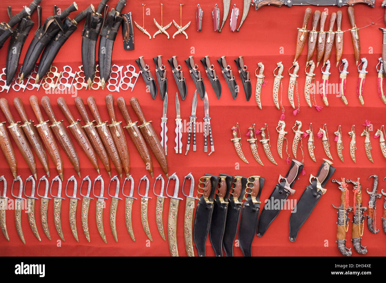 Weapons of choice hi-res stock photography and images - Alamy