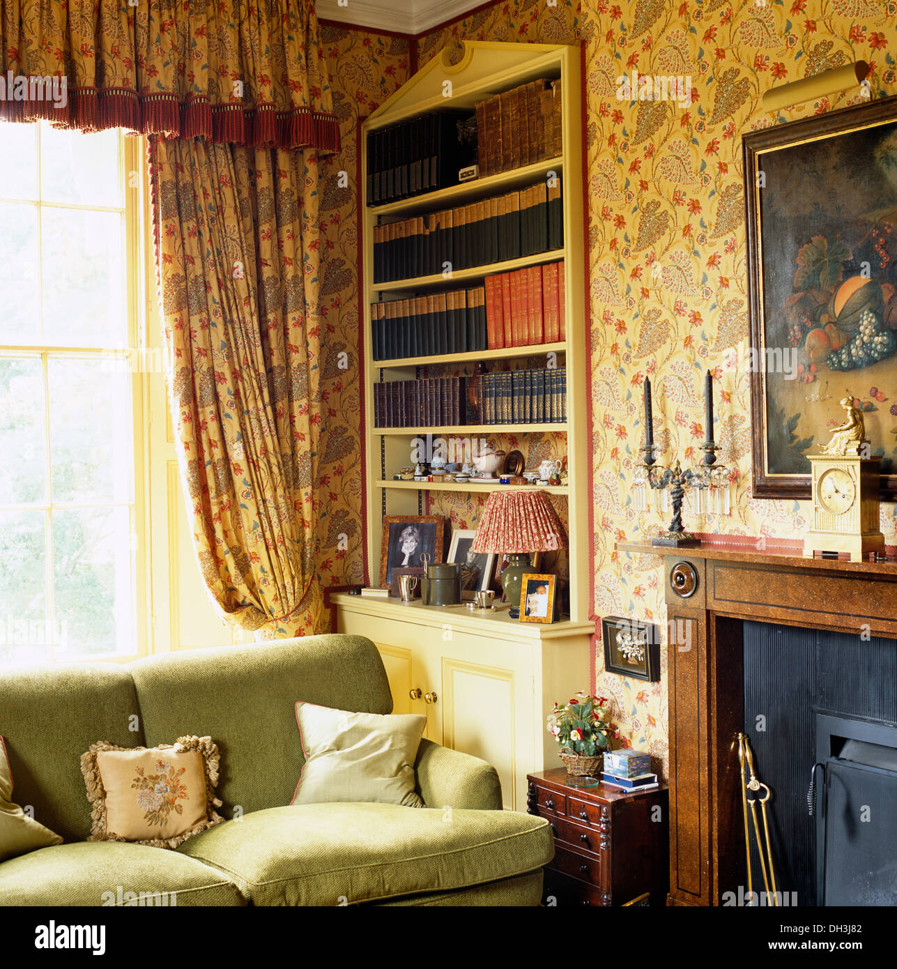 Floral Curtains And Pedimented Alcove Bookcase Behind Sofa Next To