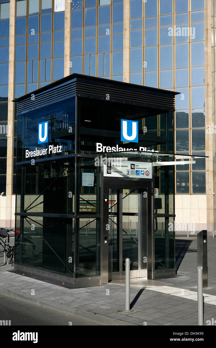 Lift at the underground station Breslauer Platz, Cologne, North Rhine-Westphalia Stock Photo