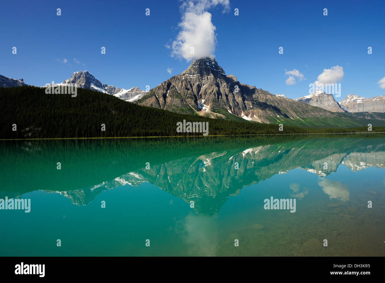 Mount Chephren reflected in the emerald-green Lake Waterfowl, Banff National Park, Alberta Province, Canada Stock Photo