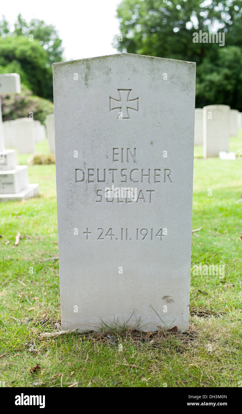 Unnamed German War grave from World War 1 reads a German Soldier Died on 24th November 1914 Stock Photo