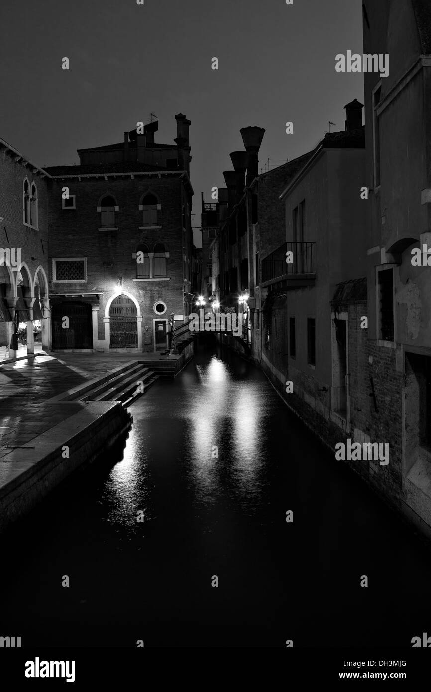 Venice black and white hi-res stock photography and images - Alamy