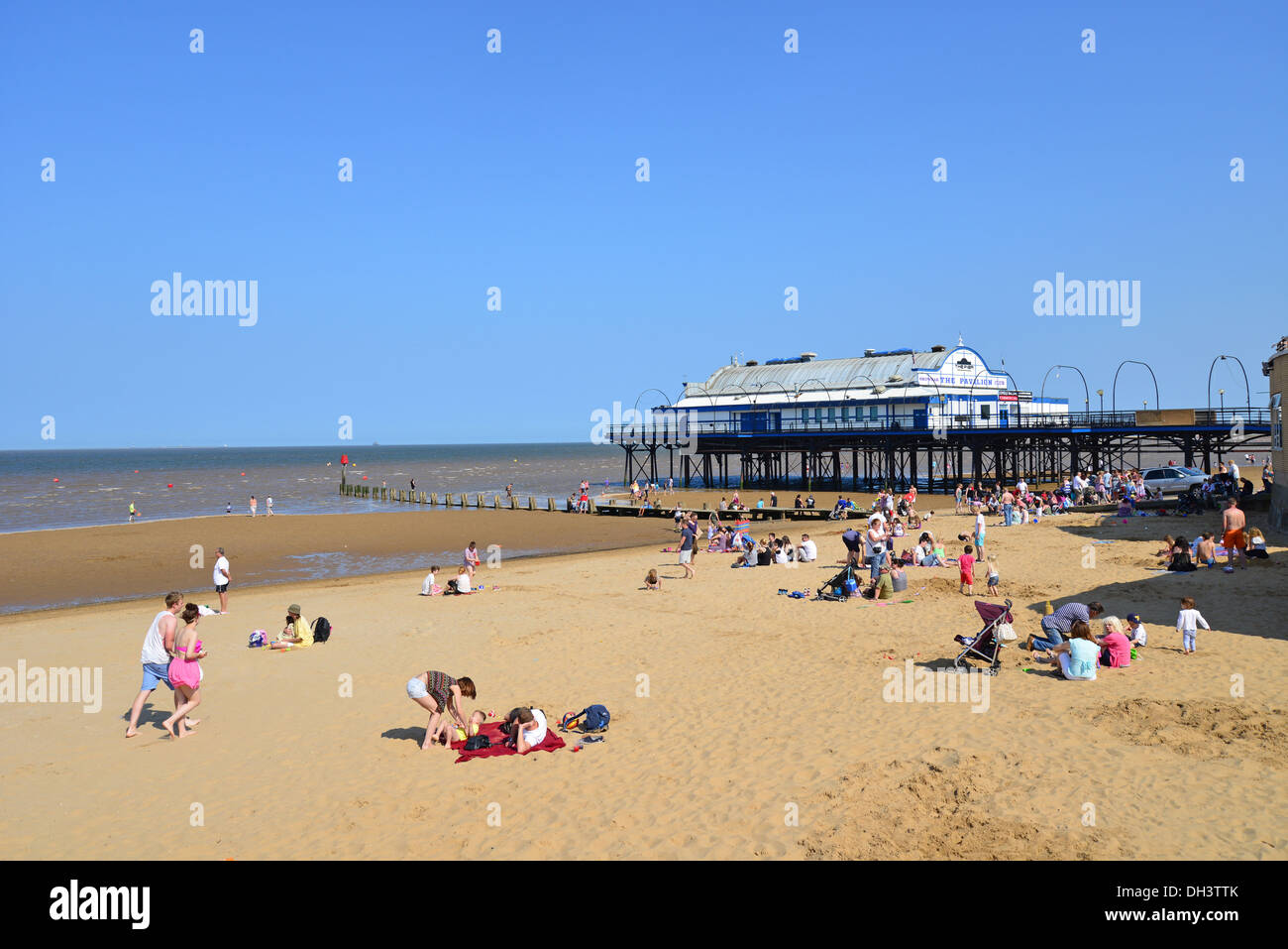 Cleethorpes Beach and Pier, Cleethorpes, Lincolnshire, England, United Kingdom Stock Photo
