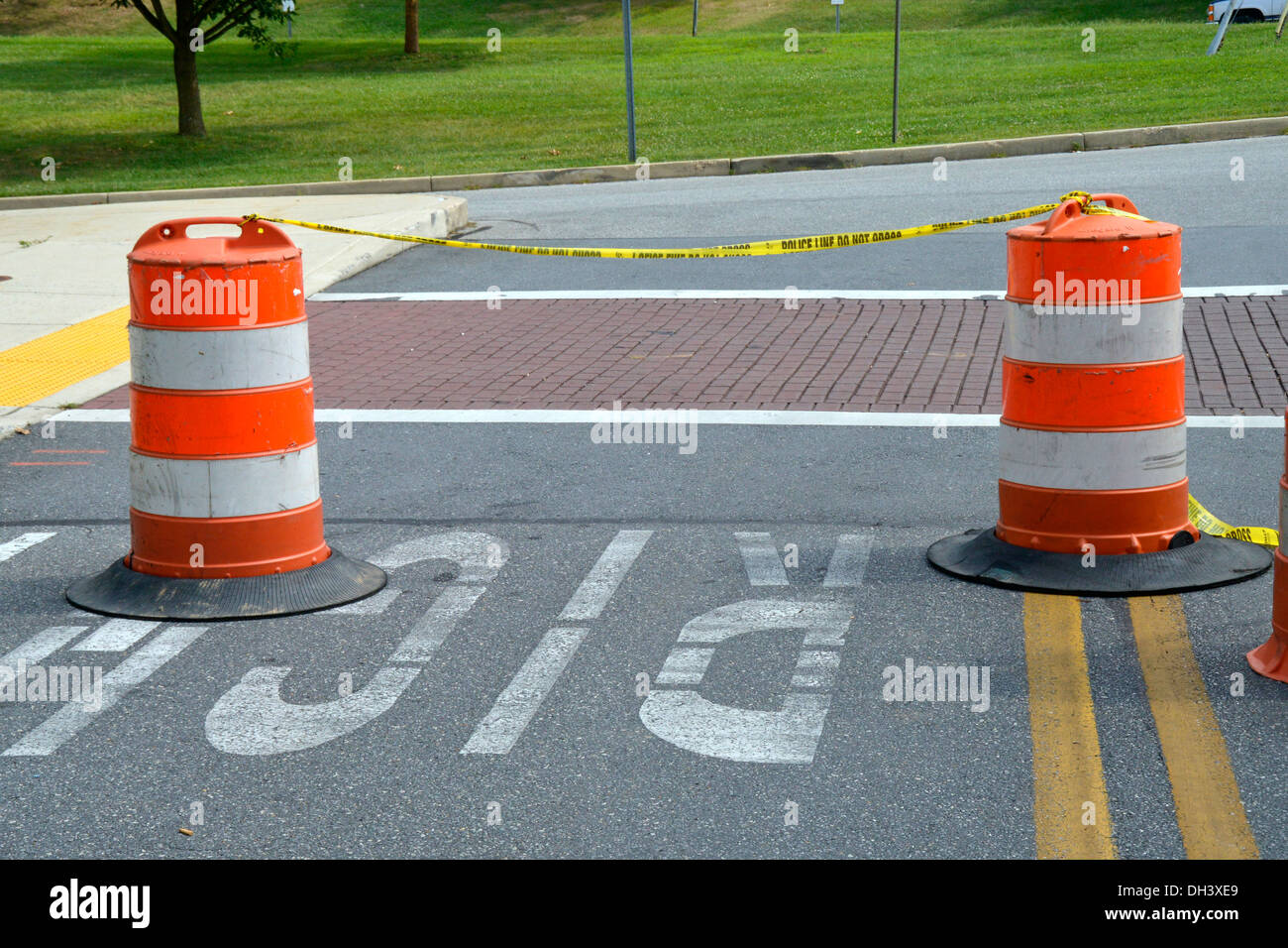 Traffic barrels hires stock photography and images Alamy