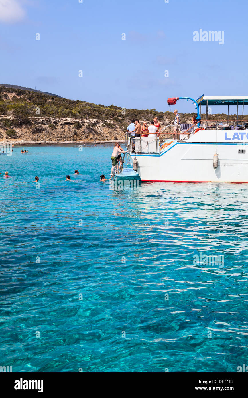 Recreational sea boats hi-res stock photography and images - Alamy