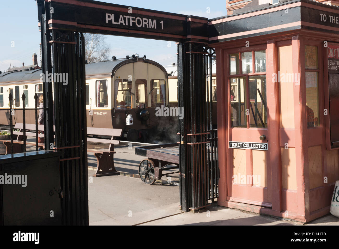 Kidderminster station on the Severn Valley Railway Stock Photo Alamy