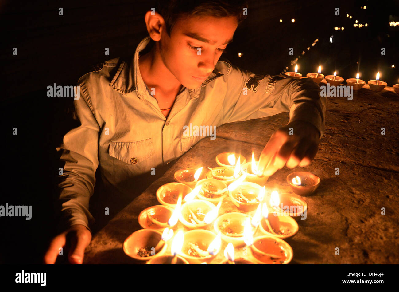 Rock and Roll Diwali with a family photoshoot- A Must for All!!!