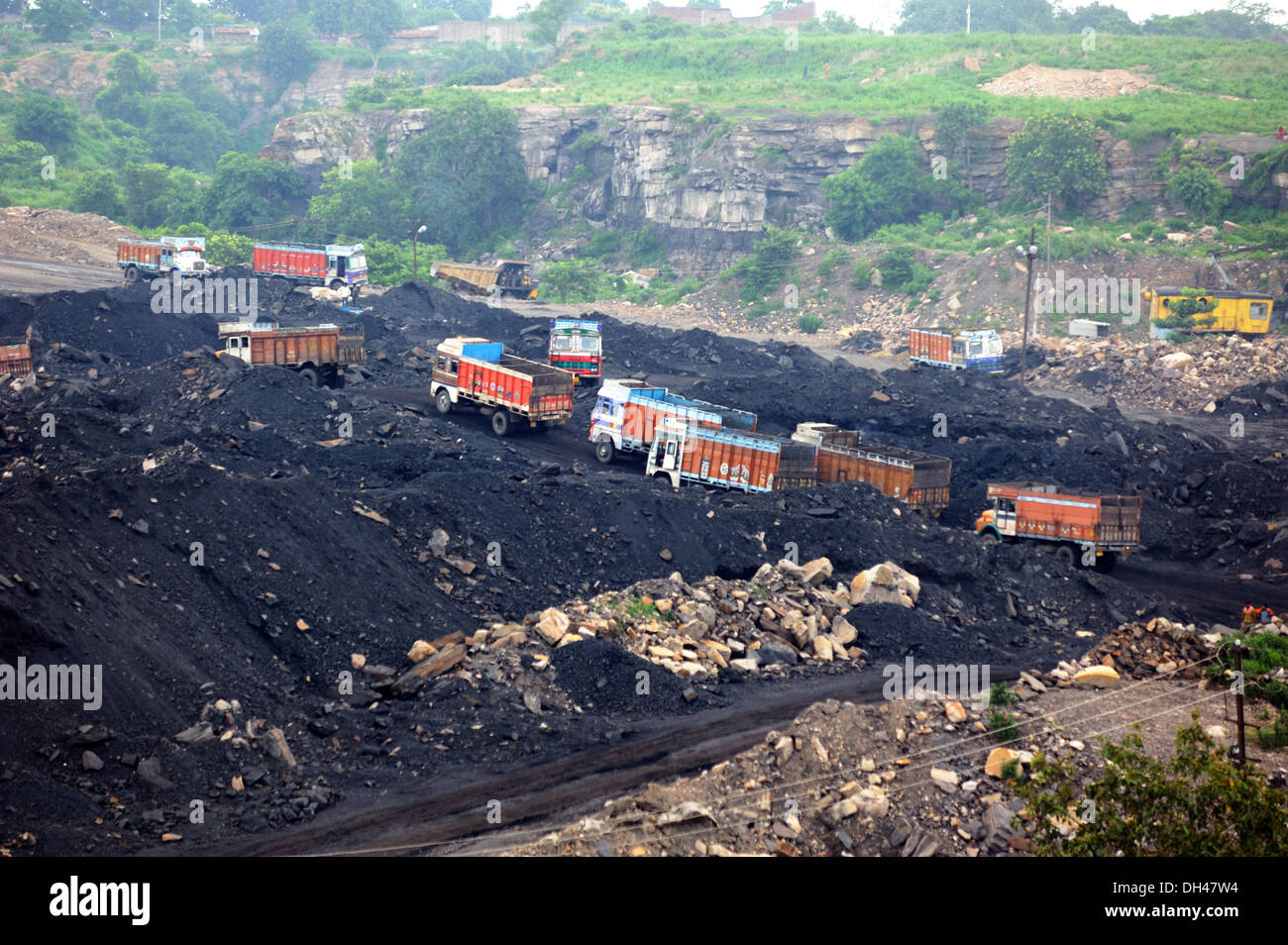 trucks loading in open cast coal mine bihar india asia Stock Photo - Alamy