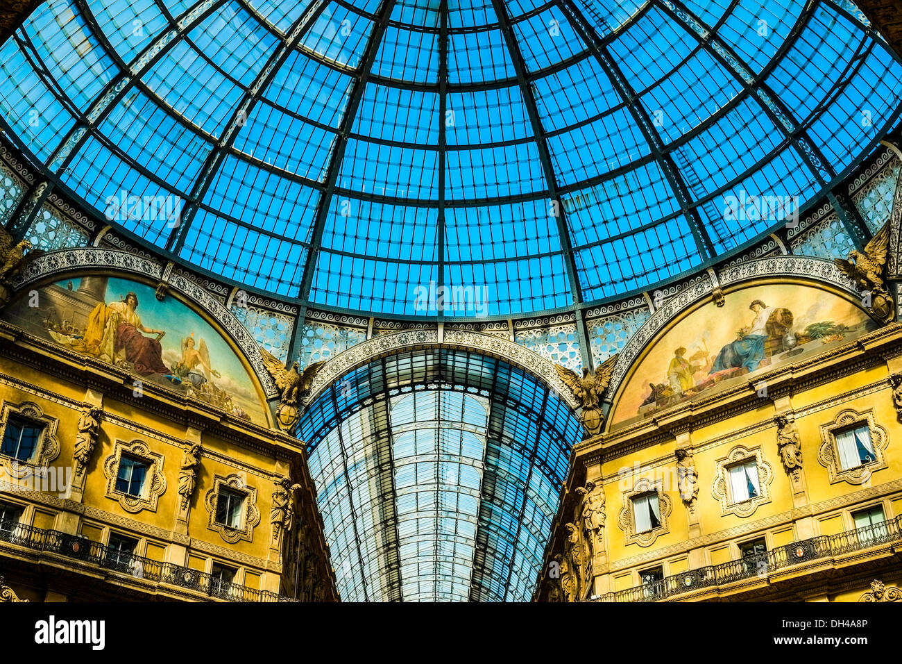 Galleria vittorio emanuele ii hi-res stock photography and images - Alamy