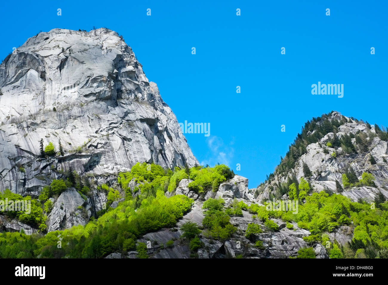 Granite mountains in Val di Mello, Val Masino, Italy Stock Photo
