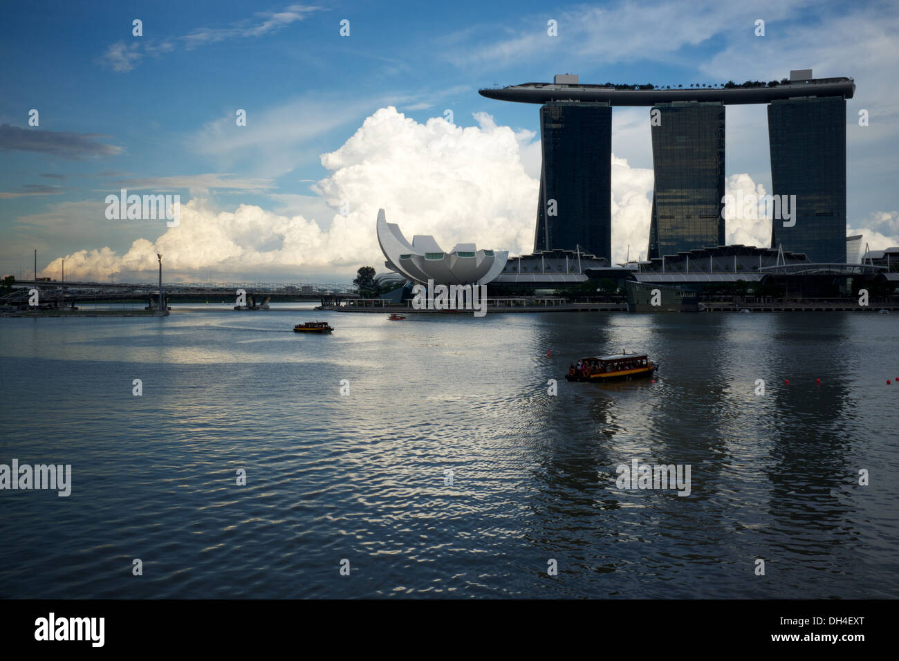 Landmark in singapore hi-res stock photography and images - Alamy