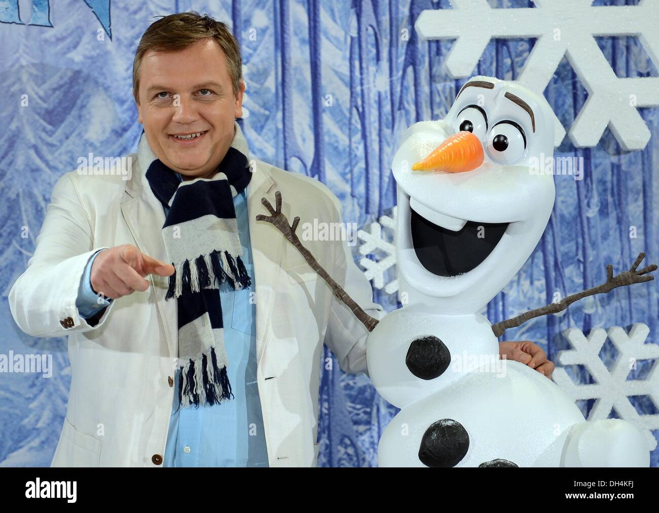 Frozen film disney hi-res stock photography and images - Page 2 - Alamy