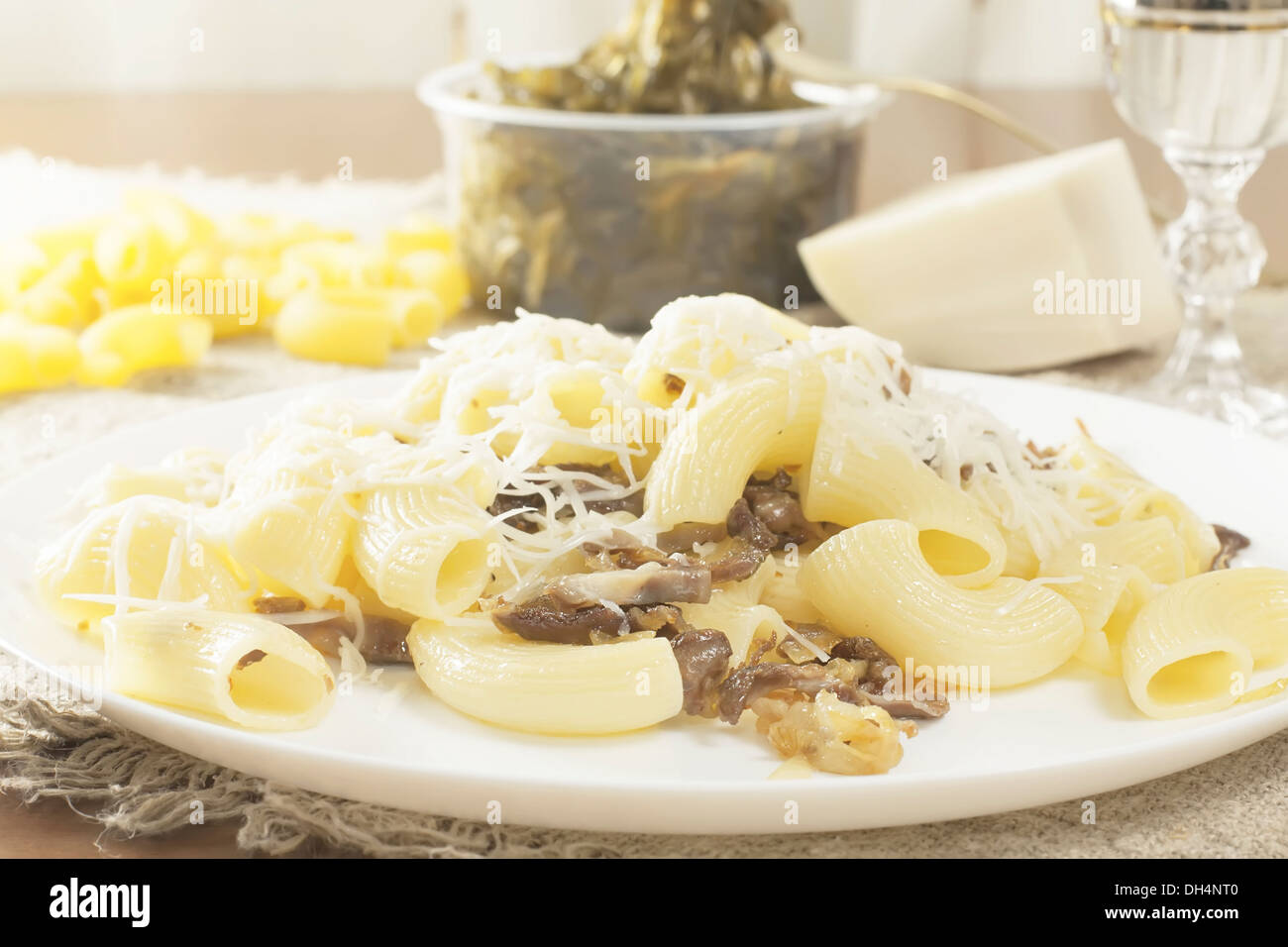 boiled pasta with chicken gizzards and cheese Stock Photo Alamy