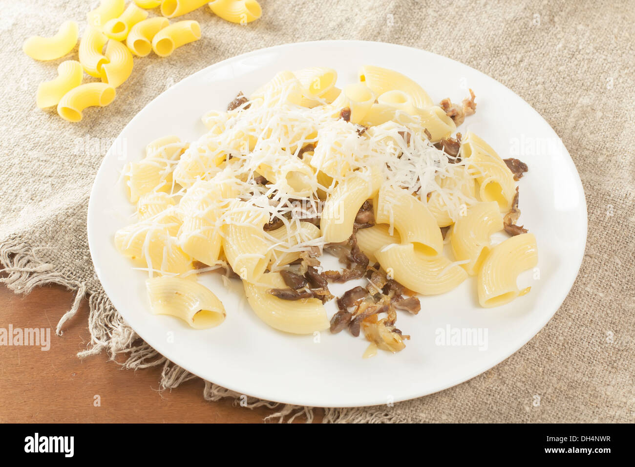 boiled pasta with chicken gizzards and cheese Stock Photo Alamy