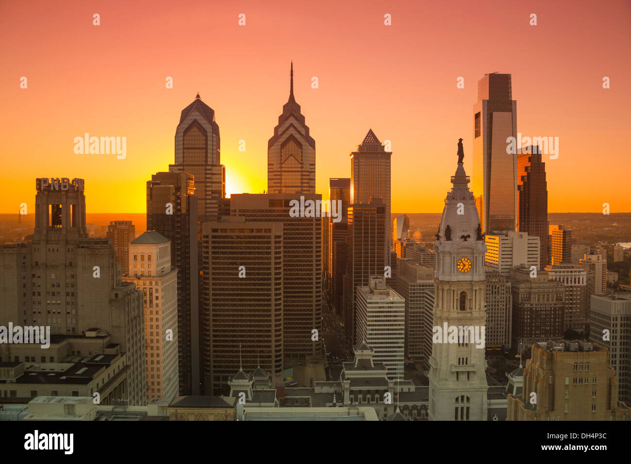 2013 HISTORICAL DOWNTOWN SKYLINE PHILADELPHIA PENNSYLVANIA USA Stock Photo