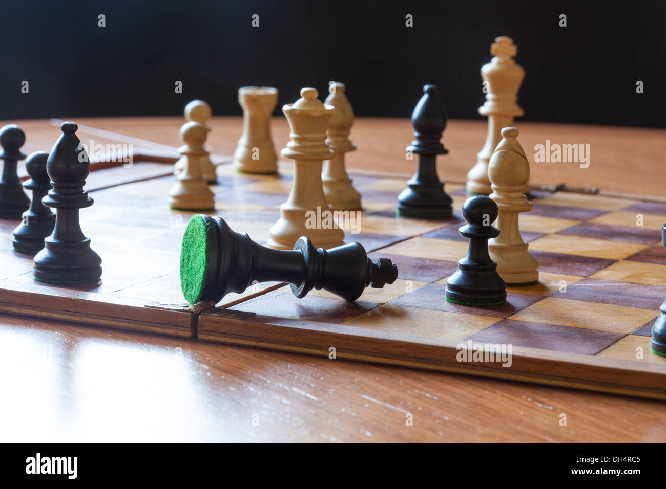 1,189 Check Mate Stock Photos, High-Res Pictures, and Images - Getty Images