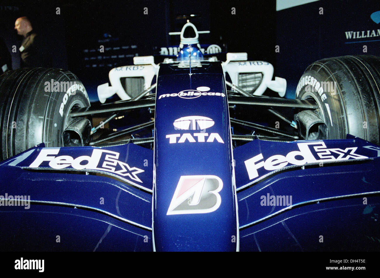 launch-of-williams-formula-one-car-in-20