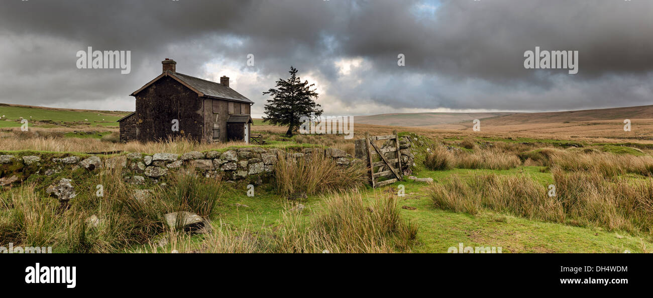 A derelict and abandoned farmhouse at Nun's Cross a remote part of Dartmoor National Park near Princetown in Devon Stock Photo