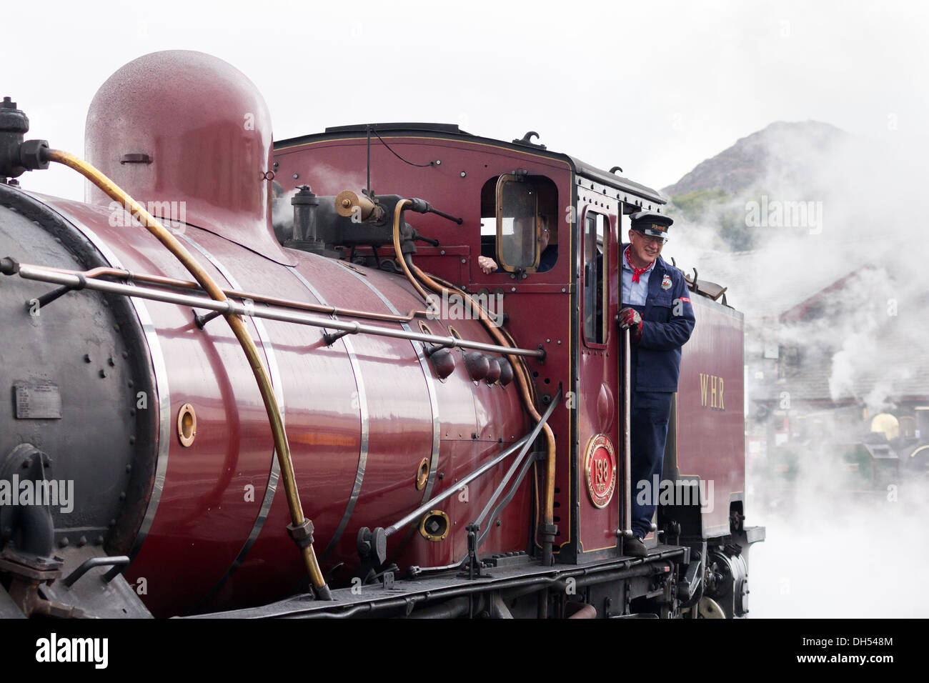 steam locomotive on the Blaenau Ffestiniog Railway, at Porthmadog, Wales Stock Photo