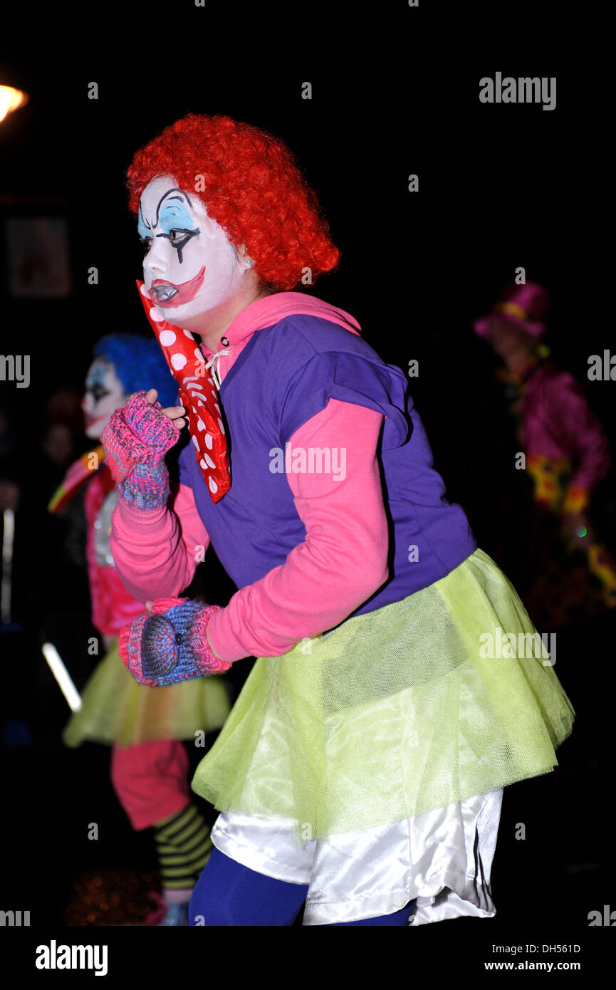 Teenagers costumes halloween hires stock photography and images Alamy