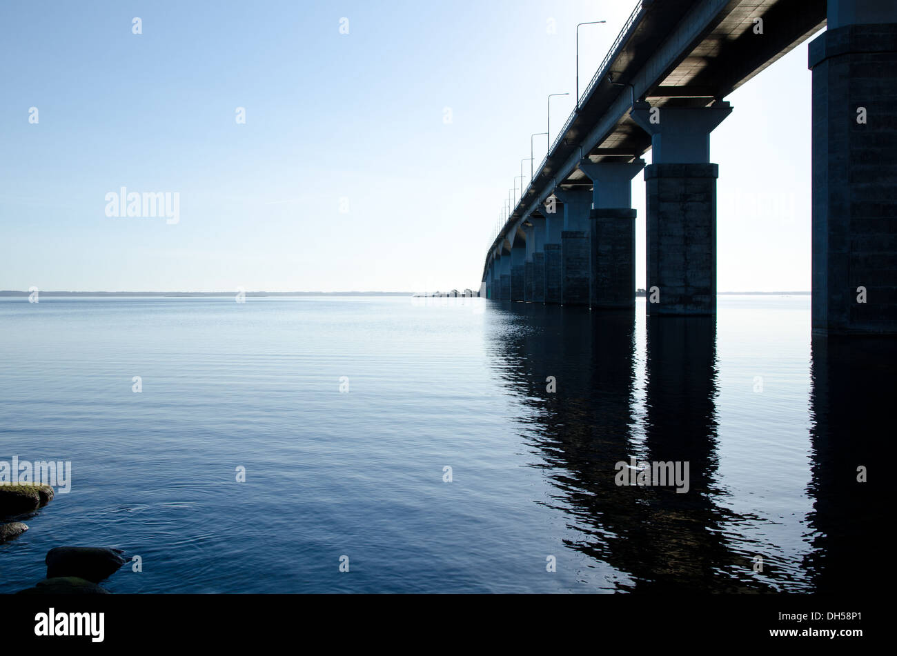 Bridge water reflections hi-res stock photography and images - Alamy
