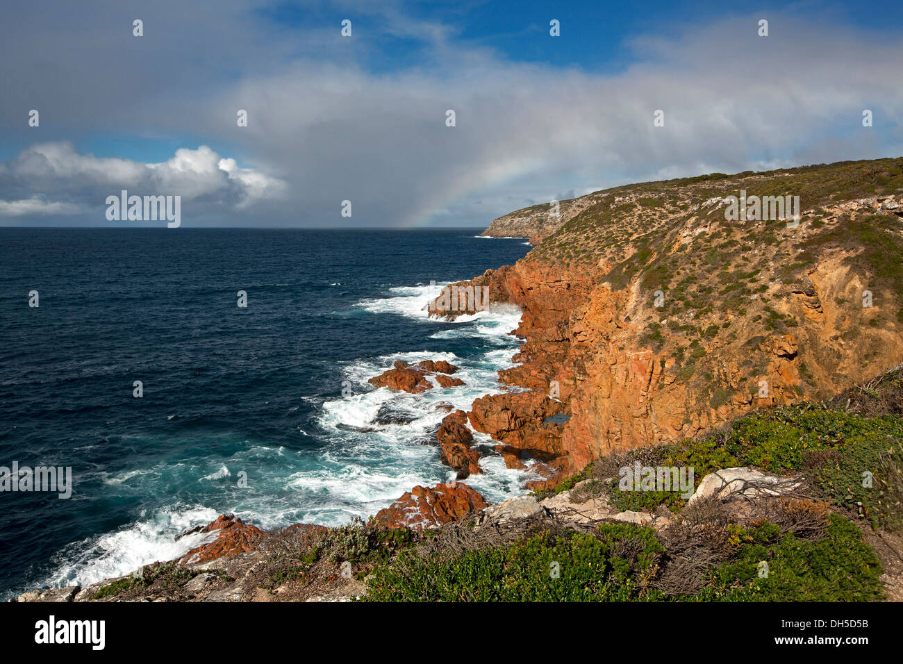 Moonlight Bay and high cliffs of coast on Whalers'  Way near Port Lincoln on Eyre Peninsula South Australia Stock Photo