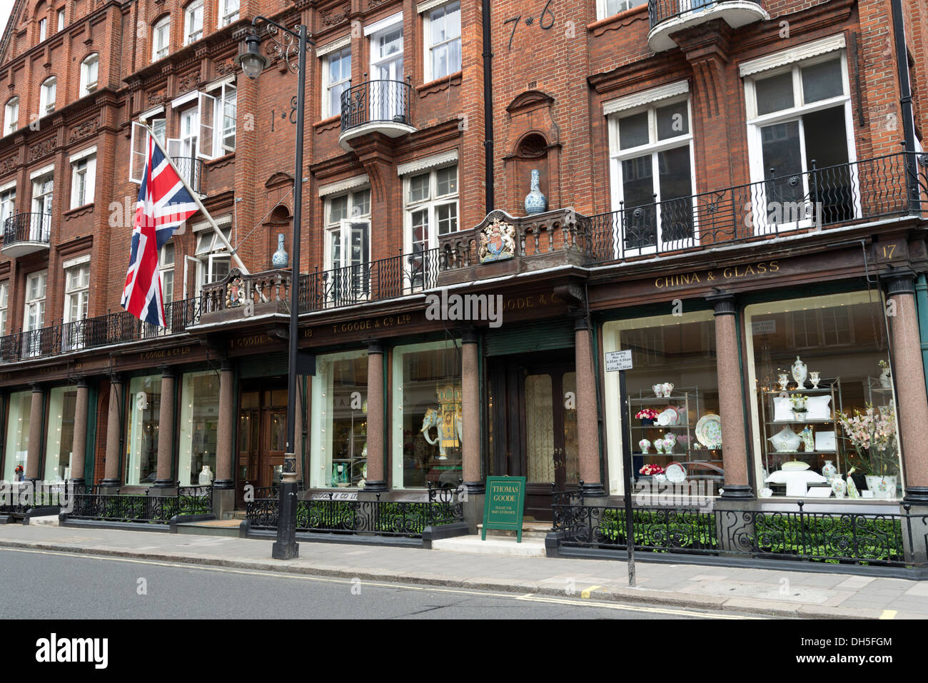 T. Goode & Co, South Audley Street, Mayfair, London, England, UK Stock