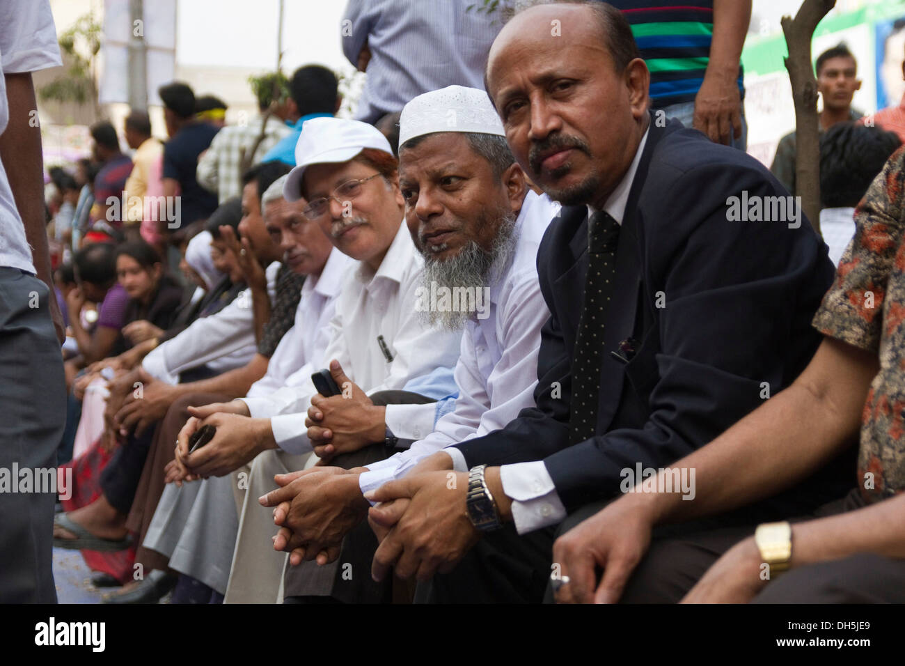 Supporters of the ruling Awami League waiting in front of Bangabandhu National Stadium for a speech by Prime Minister Sheikh Stock Photo