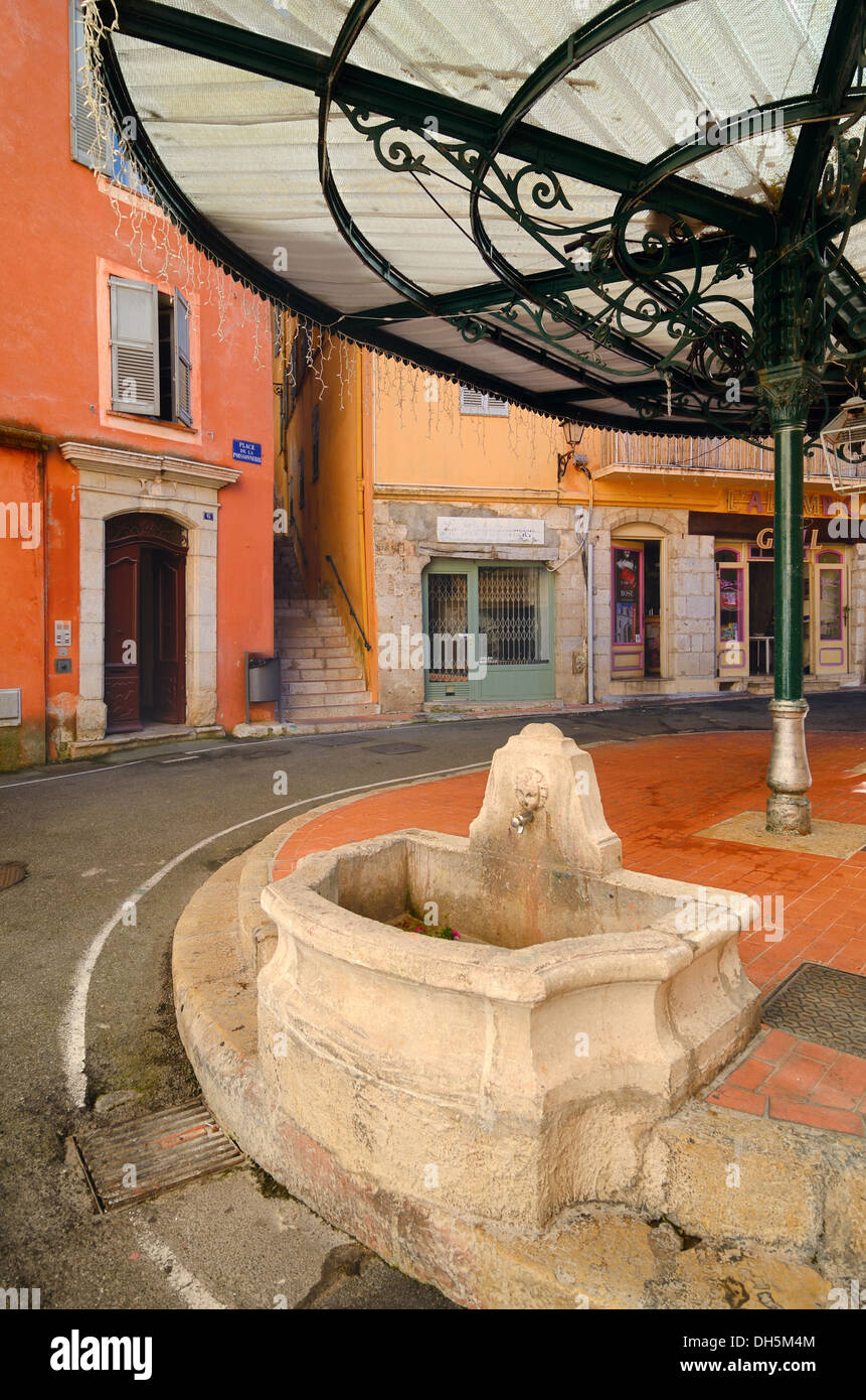 Kiosk & Fountain on Place des Artistes or Place de la Poisonnerie Town Square in the Old Town or Historic District Grasse Alpes-Maritimes France Stock Photo