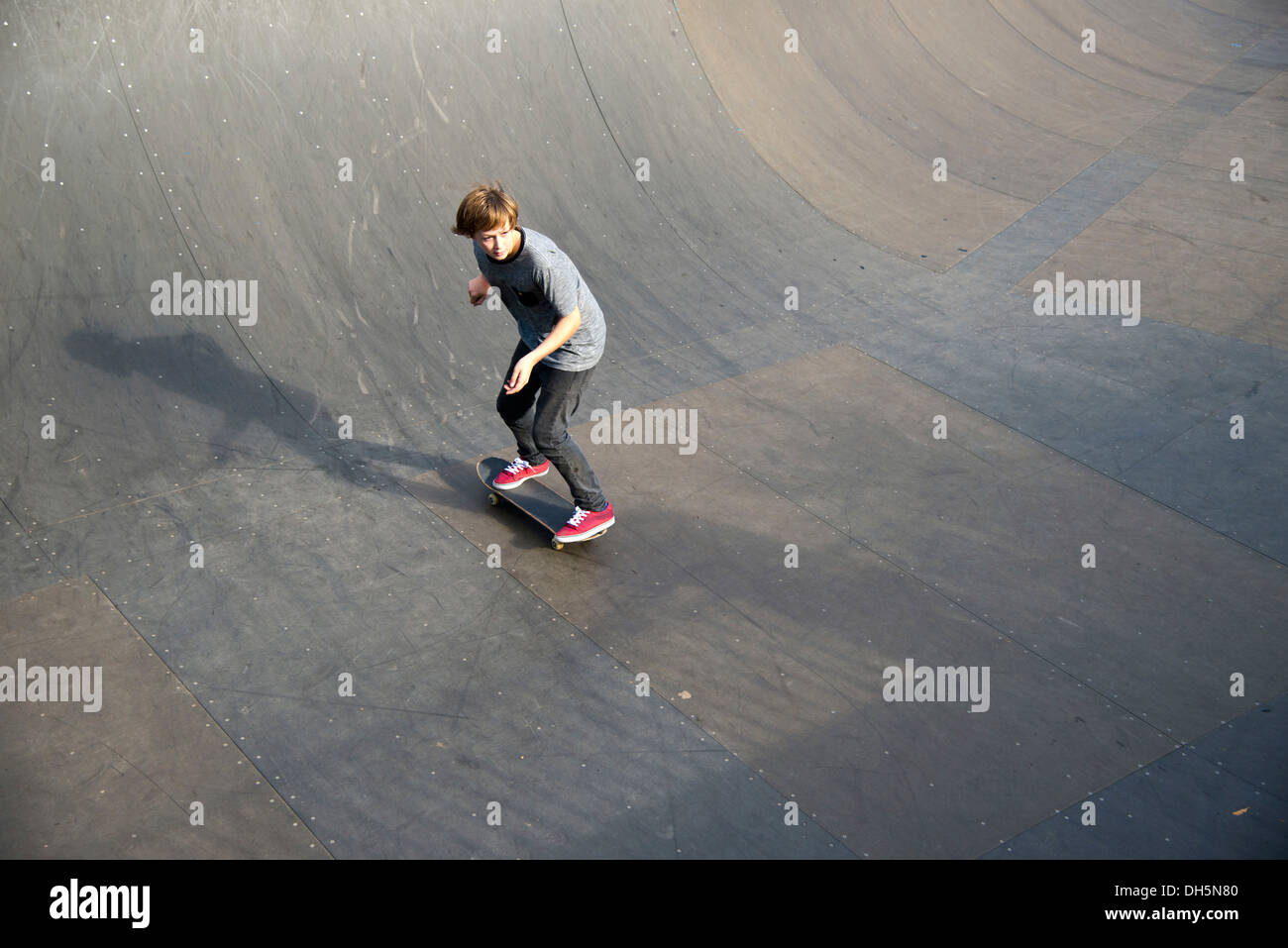 Twelveyearold skater, Lohserampe ramp, a skateboard park in Cologne