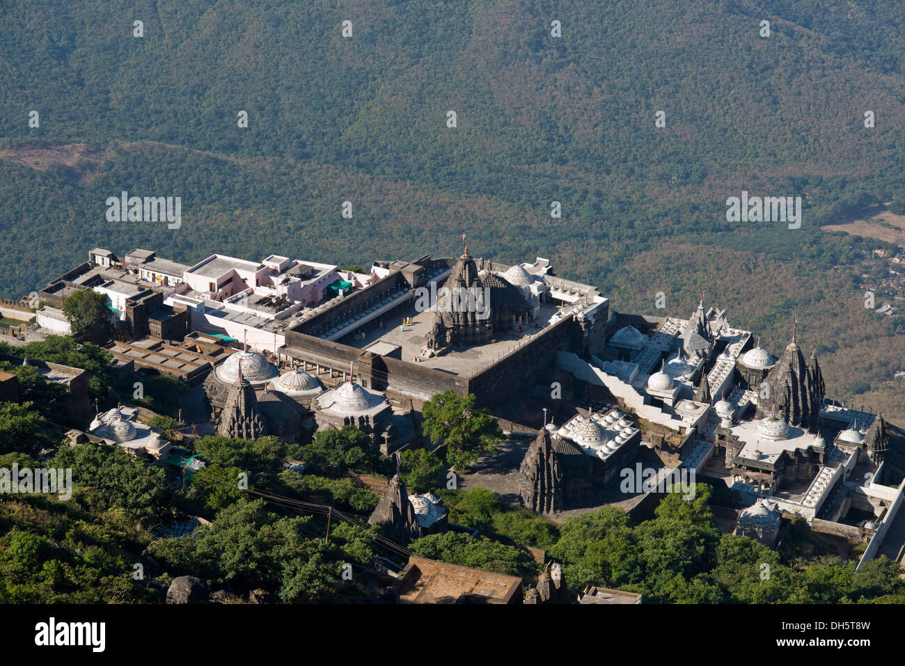 Temple on the holy mountain of Girnar, important pilgrimage site for the followers of Jainism, Junagadh, Gujarat, India Stock Photo