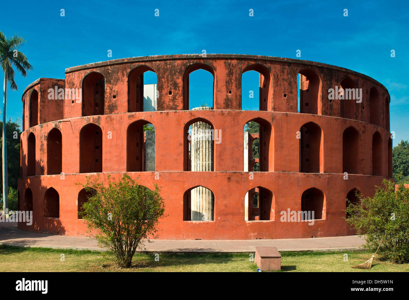 Oversized astronomical observation instrument of the observatory of Jantar Mantar, Delhi, India Stock Photo