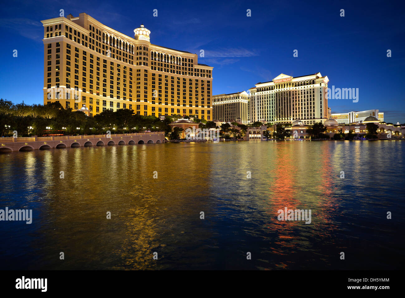 Caesars palace casino sign hi-res stock photography and images - Alamy