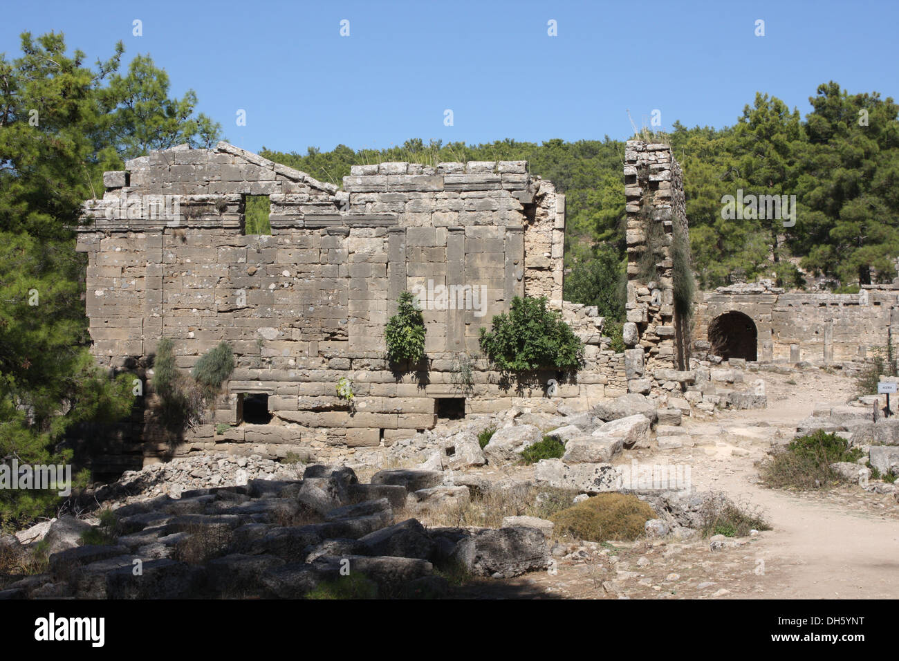 The ruins of one of the temples at the ancient city of Seleukeia (Lyrbe)  near Manavgat in Turkey Stock Photo - Alamy