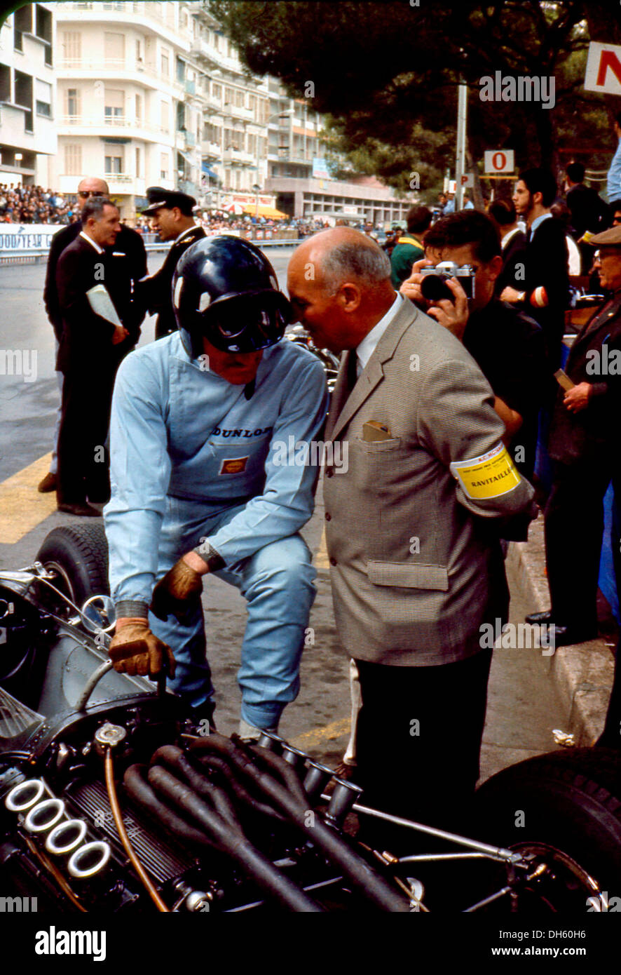BRM P57 Graham Hill N°6 – Miniature Spark 1/18 – Monaco 1963 – Boîte Vitrine