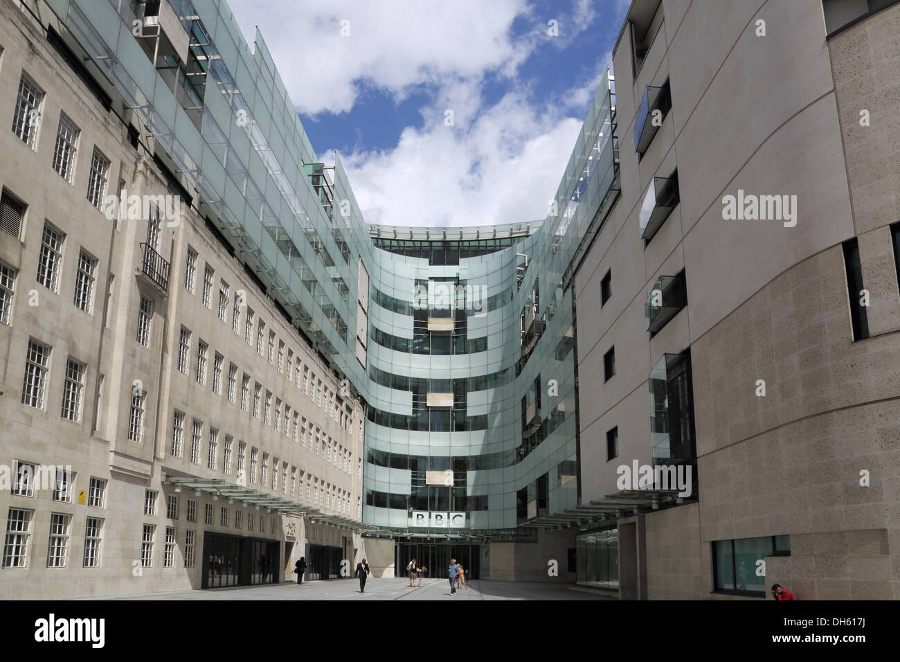 bbc broadcasting house london Stock Photo - Alamy