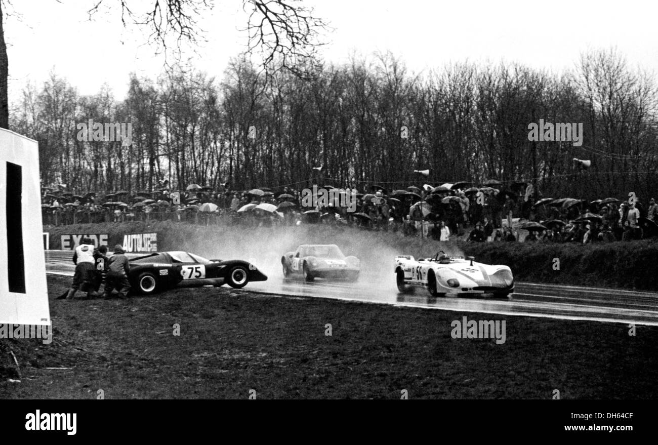 No75 John Hine-Ian Skailes' Chevron B16 Ford after exit from Druid's Hairpin,1000km Brands Hatch 12 April 70. Stock Photo