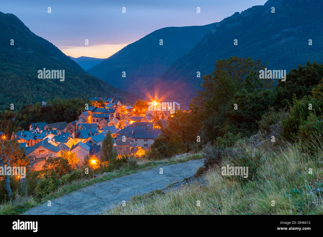 Hoz de Jaca, Pyrenees, Huesca province, Aragon, Spain, Europe. Stock Photo