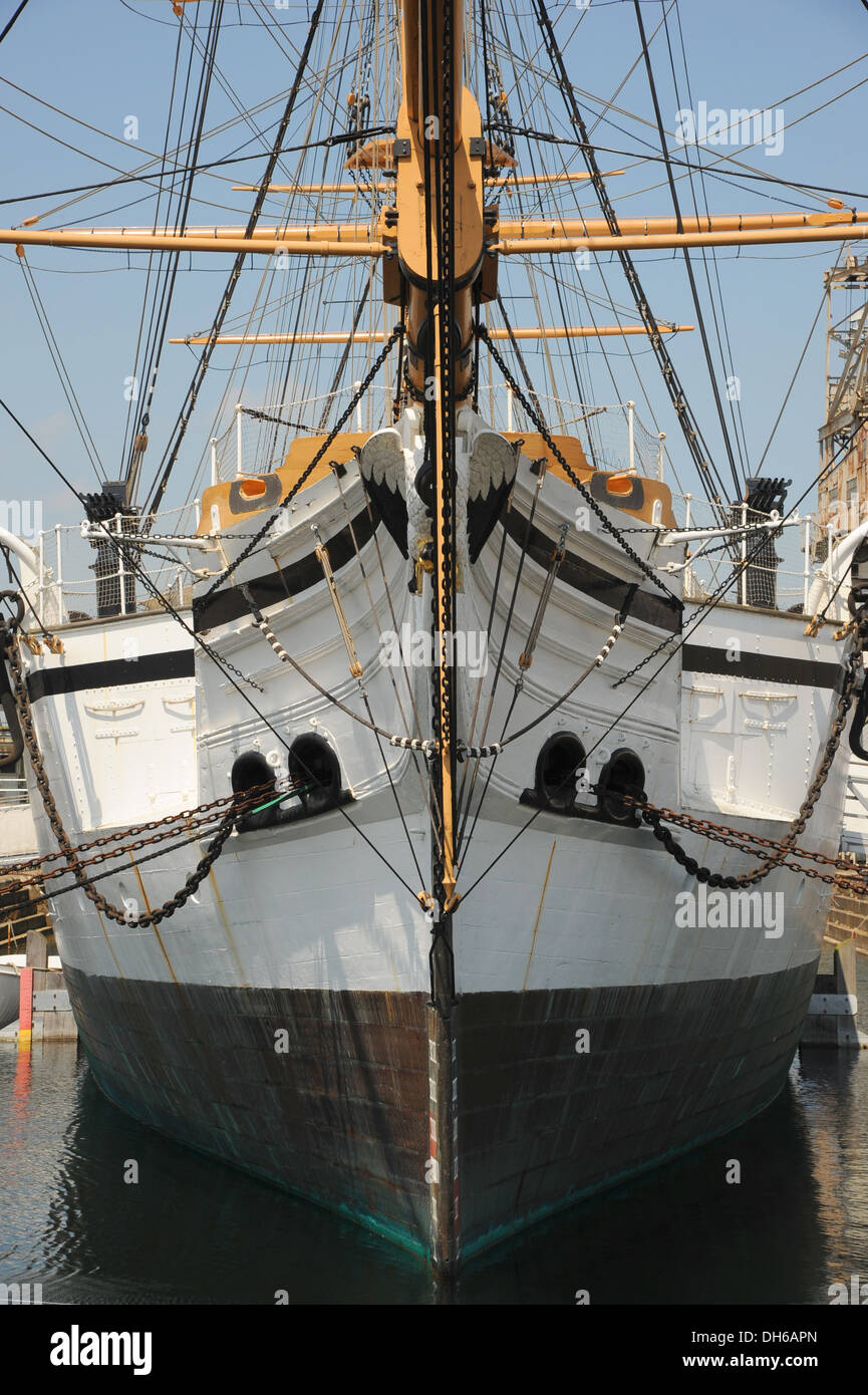HMS GANNET. Detail of the historic ironclad Victorian sailing sloop at Chatham historic dockyard, Kent, England.  Blue cloudless Stock Photo