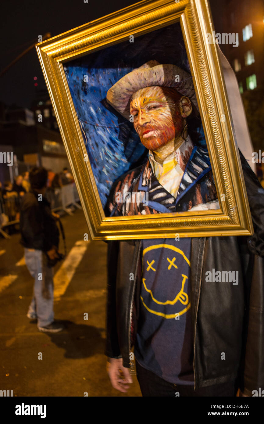 New York, NY, 31 October 2013.. A man wears a frame, his face made up to resemble a self-portrait by Vincent Van Gogh, in the Greenwich Village Halloween Parade. 2013 is the 40th anniversary of the parade, which was cancelled in 2012 because of hurricane Sandy. Credit:  Ed Lefkowicz/Alamy Live News Stock Photo