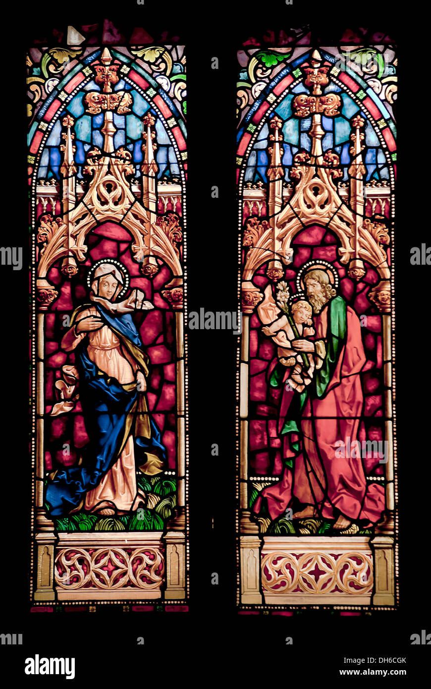 Stained glass window, The Virgin Mary and San Joseph with baby Jesus