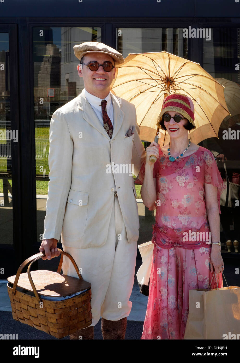jazz age lawn party participants on Governors island Stock Photo - Alamy jazz age lawn party participants on Governors island Stock Photo - Alamy