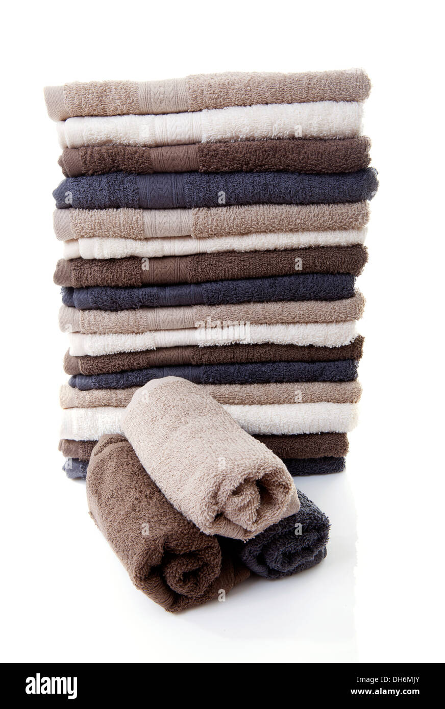 Pile towels hi-res stock photography and images - Alamy