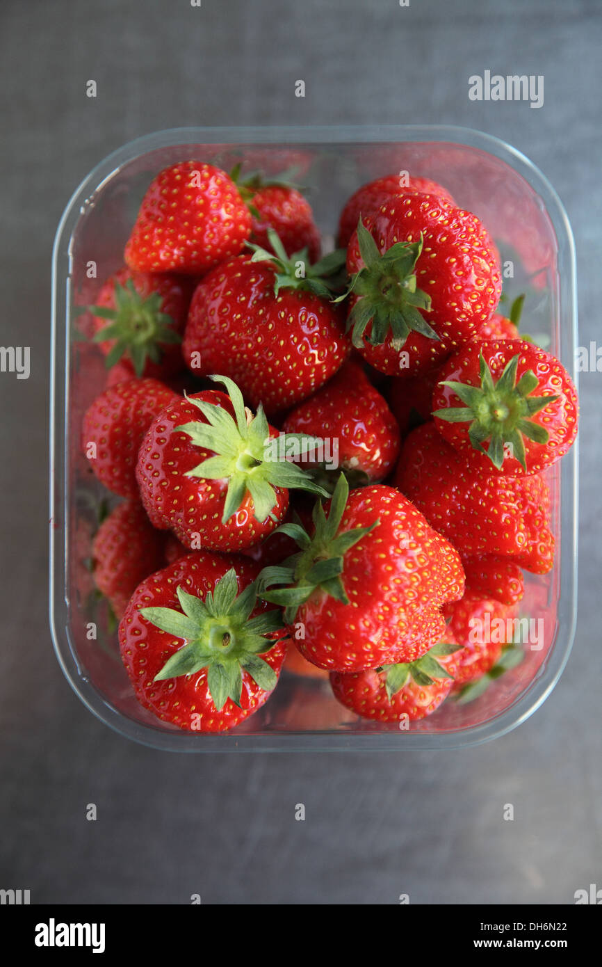 A selection of juicy sweet strawberries Stock Photo - Alamy